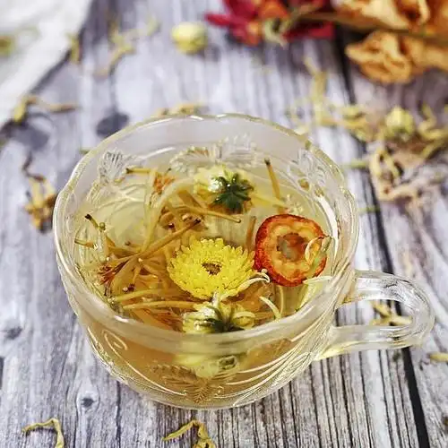 Uống trà hoa cúc trắng bao nhiêu là đủ?