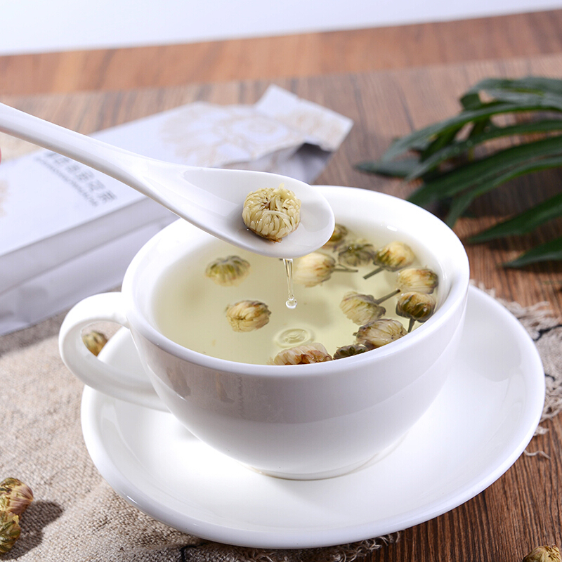 Đóng nắp trà sau khi pha giúp giữ trọn dưỡng chất