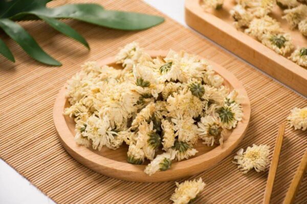 Ở đâu bán hoa cúc trắng nguyên chất uy tín tại TP.HCM