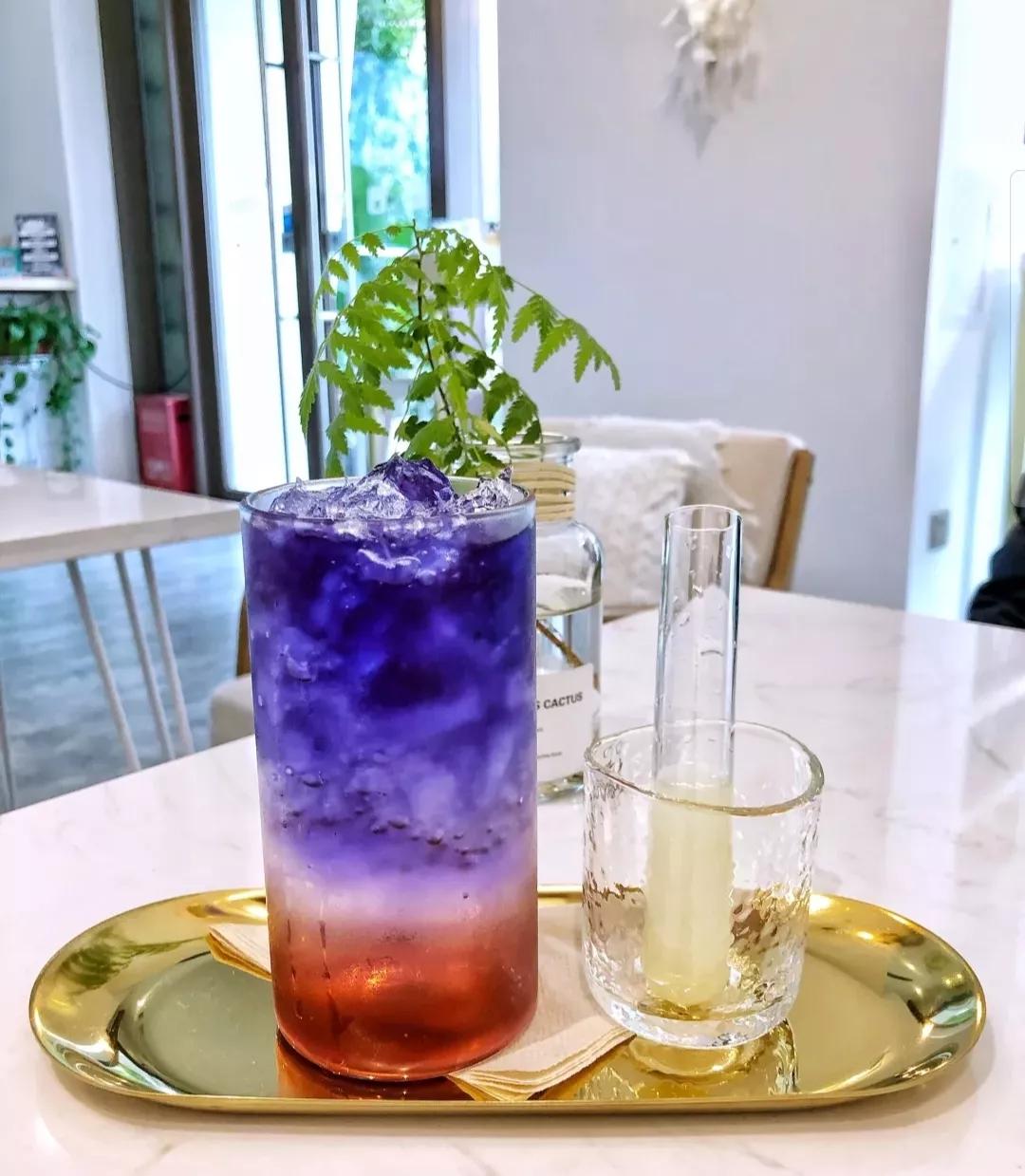 Vì sao uống trà đậu biếc ảnh hưởng đến cân nặng 