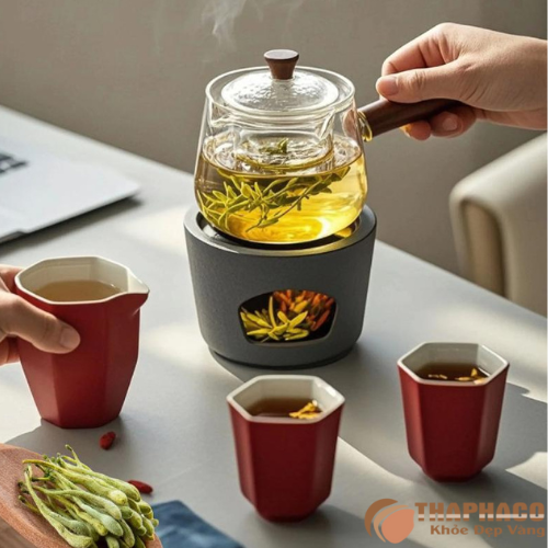 Nụ kim ngân giúp giảm tình trạng mụn nhọt 