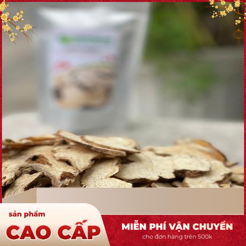 Các lát bạch truật khô thái đều sẵn sàng sử dụng